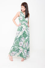 Load image into Gallery viewer, Lila Tropical Floral Pleat Maxi Dress in Green

