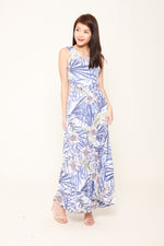 Load image into Gallery viewer, Lila Tropical Floral Pleat Maxi Dress in Blue

