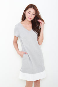Yuna Pleated Hem Dress in Light Grey