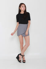 Load image into Gallery viewer, Hailee Pin Stripes Skorts in Light Grey
