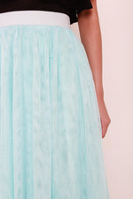 Load image into Gallery viewer, Belle Tulle Midi Skirt in Light Blue
