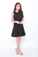 Load image into Gallery viewer, Sass Layer Drop Waist Dress in Black
