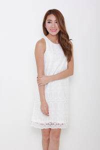 Rachelle Scallop Lace Shift Dress in White