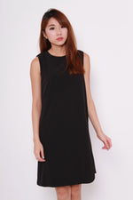 Load image into Gallery viewer, Celeste Layer Curve Hem Dress in Black
