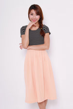 Load image into Gallery viewer, Ivy Texture Midi Skirt in Nude
