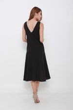 Load image into Gallery viewer, Drew Ays Drop Waist Dress in Black
