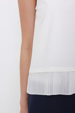 Load image into Gallery viewer, Zoey Pleat Hem Top in White
